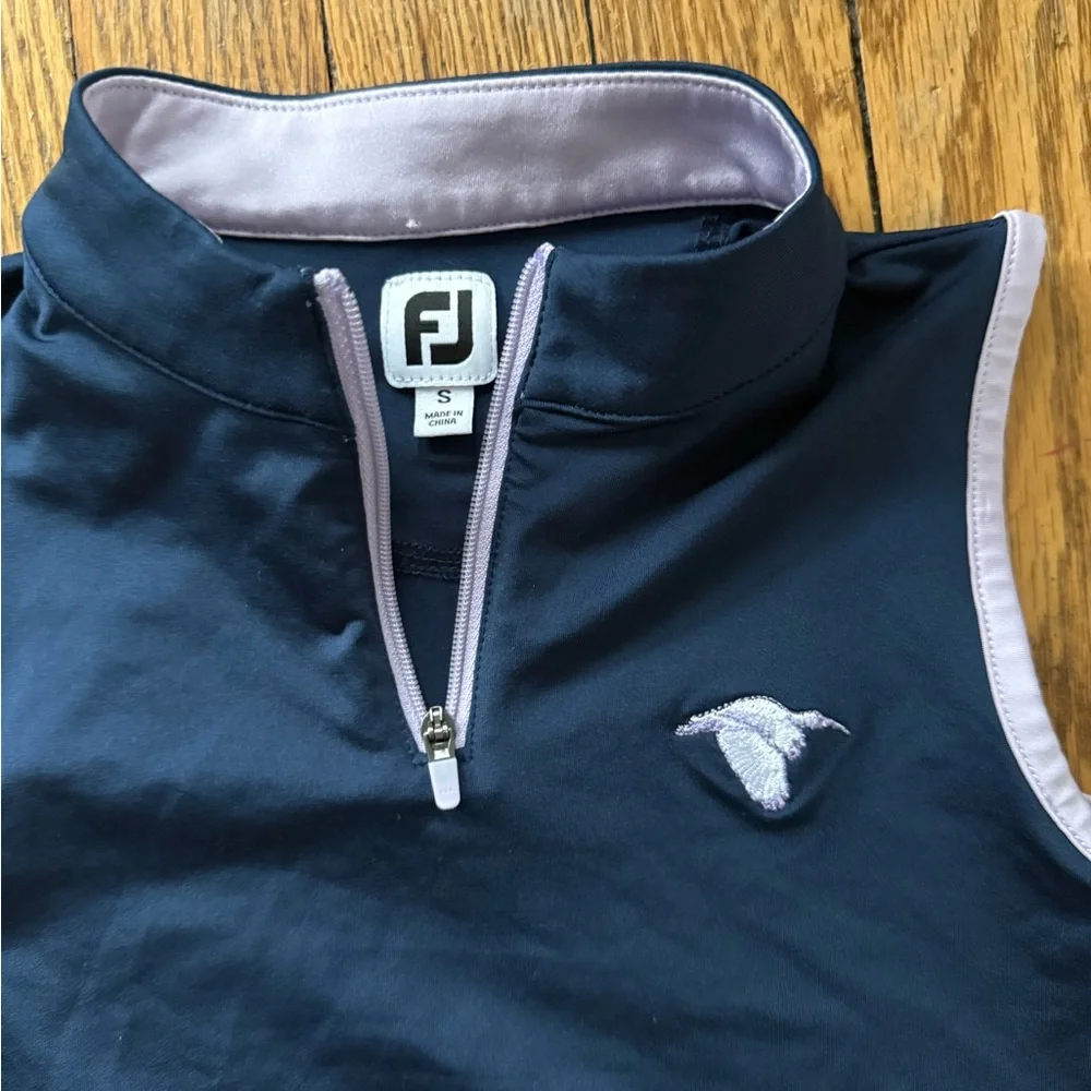 FootJoy Kids Navy Sleeveless Golf Vest - Size Small
